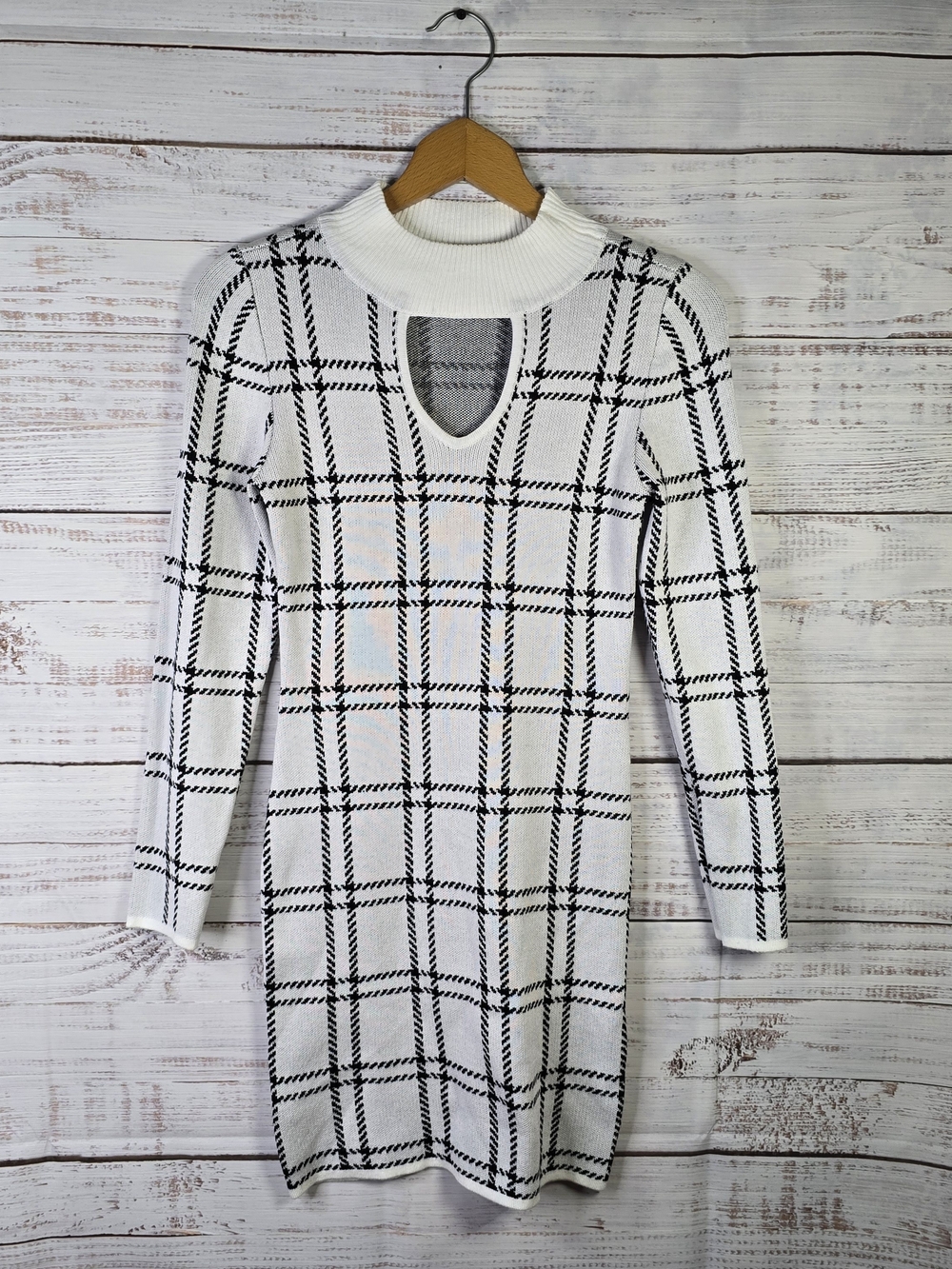 Jolie & Joy Black White Plaid Mock Neck Cutout Sweater Dress Long Sleeve